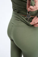 7 Days Active BODY W Signature Tights Pants 090 Dark Olive