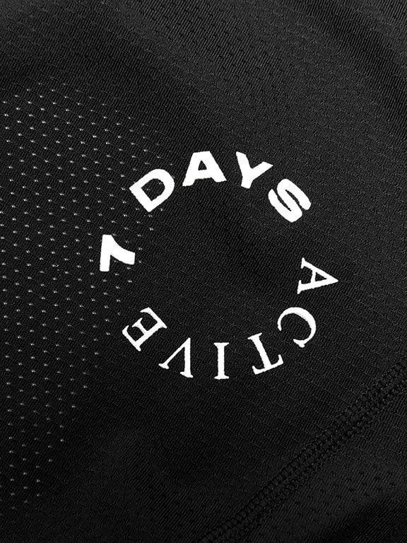 7 DAYS Cropped L/S Tee T-shirt L/S 001 Black